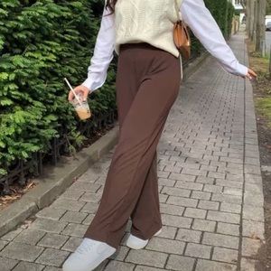 Wide leg tailored trousers